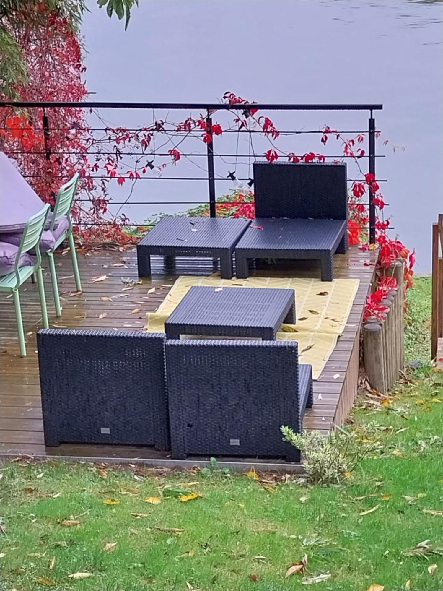 Les Seringats Poissy Extérieur photo